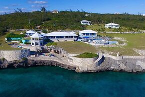 Neptune Cove 5 Bedroom Home
