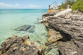 Touch Of Class 3 Bedroom Home