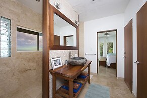 Touch Of Class 3 Bedroom Home