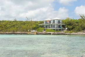 Touch Of Class 3 Bedroom Home