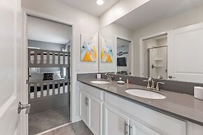 Treat Retreat @ Storey Lake By Shine Villas #418 7 Bedroom Villa