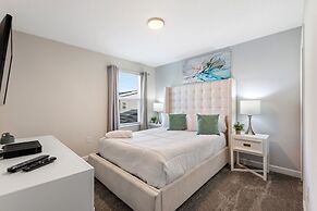 Treat Retreat @ Storey Lake By Shine Villas #418 7 Bedroom Villa