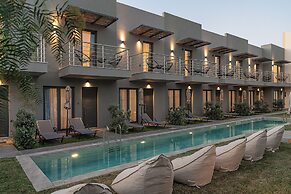 NEK Suites - Adults Only