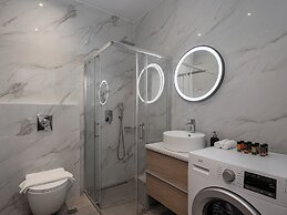 NEK Suites - Adults Only