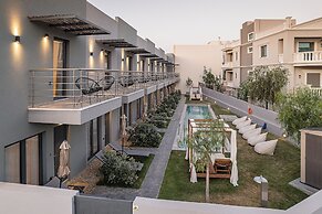 NEK Suites - Adults Only