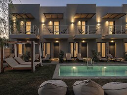 NEK Suites - Adults Only