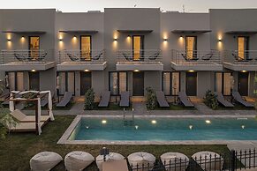 NEK Suites - Adults Only