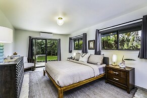 Hale Kaweonui 3 Bedroom Home by RedAwning