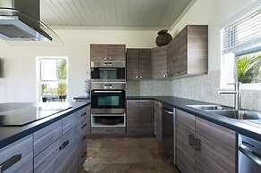 Windchat 5 Bedroom Estate