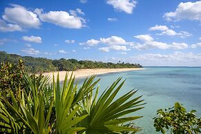 Pau Pau Beach Estate 5 Bedroom Home