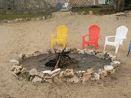 Pau Pau Beach Estate 5 Bedroom Home