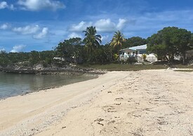 Pau Pau Beach Estate 5 Bedroom Home