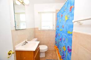 Bayshore Drive 211 3 Bedroom Home by RedAwning