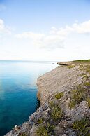 Blue Love Point 2br 2 Bedroom Apts