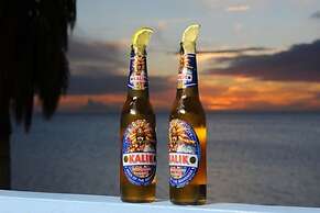 Cocodimama 14 Bedroom Hotel Room