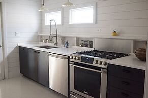 Conch Shell Harbour Island 5 Bedroom Home