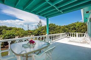 Key Lime Cottage 2 Bedroom Home