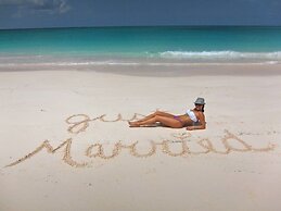 Sky Beach Club Bungalow 2 Cabin