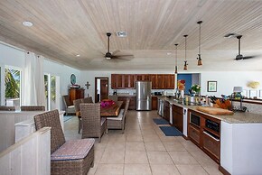 Kataluma 6 Bedroom Home