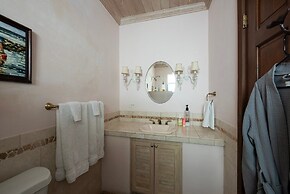 Kataluma 6 Bedroom Home