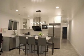 Dimond Abode Vacation Rental 3428