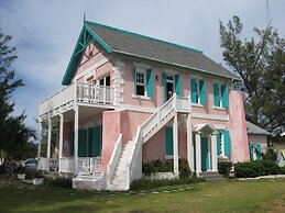 Lavender Beach House 2 Bedroom Home