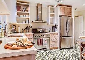 Buccaneer Hill Main House 5 Bedroom Home