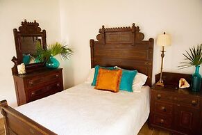 Blue Love Point 3br 3 Bedroom Home