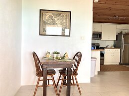 Blue Love Point 3br 3 Bedroom Home