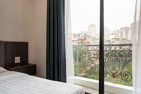 Granda Lake View Hotel & Apartment