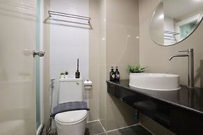 De Lux Bangkok Hotel