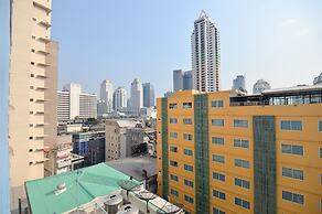 De Lux Bangkok Hotel