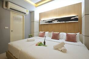 De Lux Bangkok Hotel