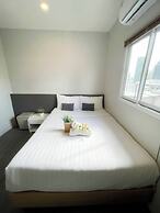 De Lux Bangkok Hotel