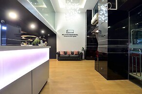 De Lux Bangkok Hotel