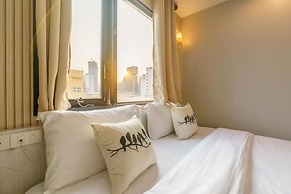 De Lux Bangkok Hotel