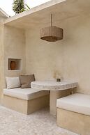 Luxe & Unique Honeymoon Bocami Suites- 2 by Azure