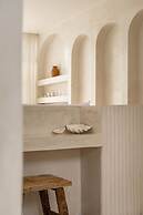 Luxe & Unique Honeymoon Bocami Suites- 2 by Azure