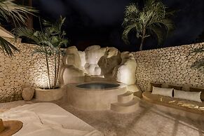 Luxe & Unique Honeymoon Bocami Suites-1 By Azure