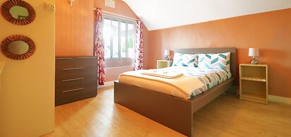 B&B and Self Catering Mon Petit Cottage