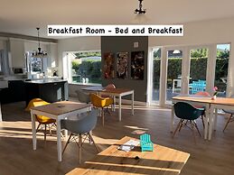 B&B and Self Catering Mon Petit Cottage