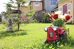 B&B and Self Catering Mon Petit Cottage