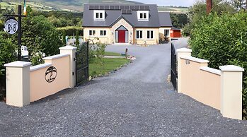 B&B and Self Catering Mon Petit Cottage