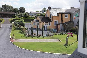 B&B and Self Catering Mon Petit Cottage