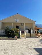 Beachfront House Marlot