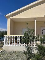 Beachfront House Marlot