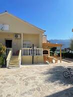 Beachfront House Marlot