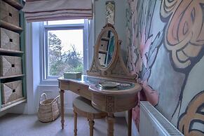 Fabulously Unique 3BD Home Sunderland