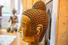 Fabulously Unique 3BD Home Sunderland