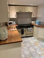 Elegant 3BD Edwardian Home Warminster